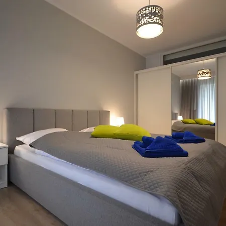 Grand De Luxe Solna Апартаменты Колобжег