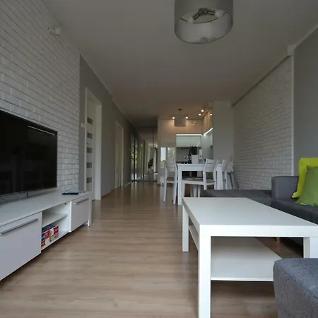 Grand De Luxe Solna Apartment Kolobrzeg