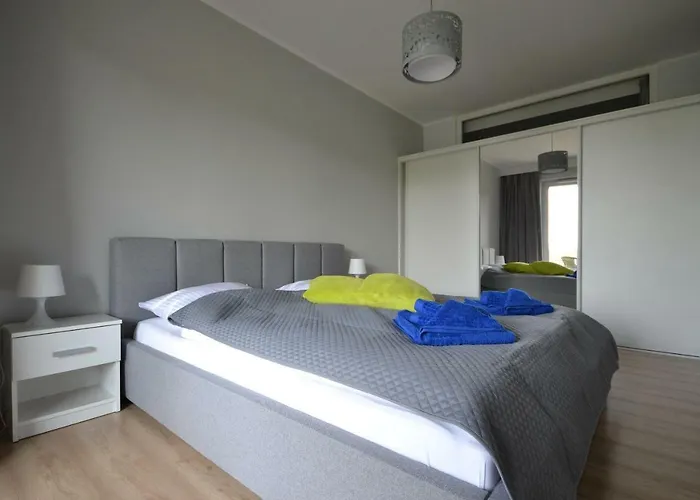 Grand De Luxe Solna 公寓 *